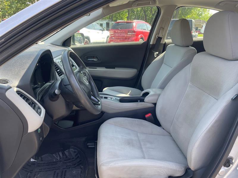 Used 2019 Honda HR-V LX image 10