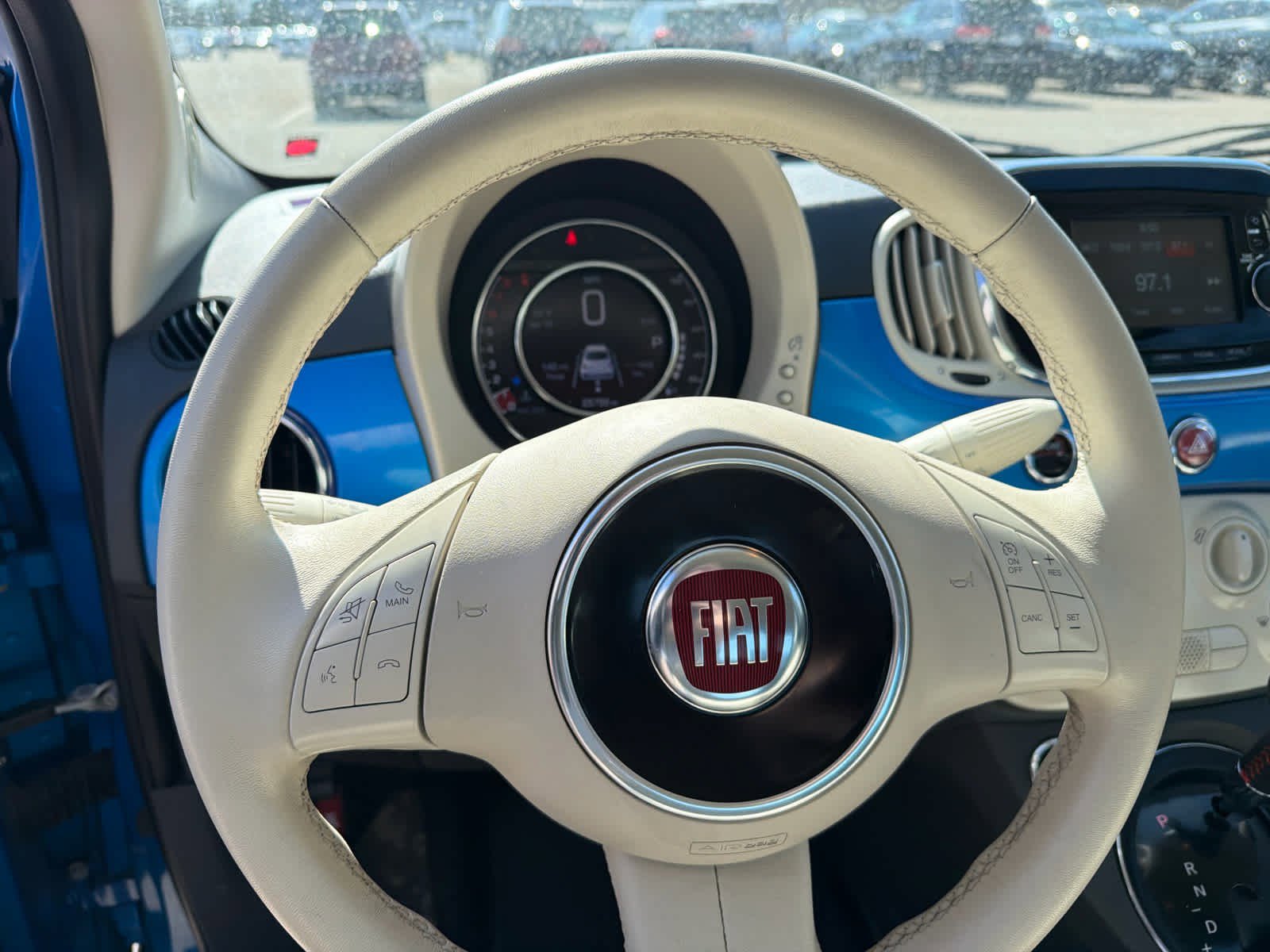 Used 2019 FIAT 500 Pop image 10