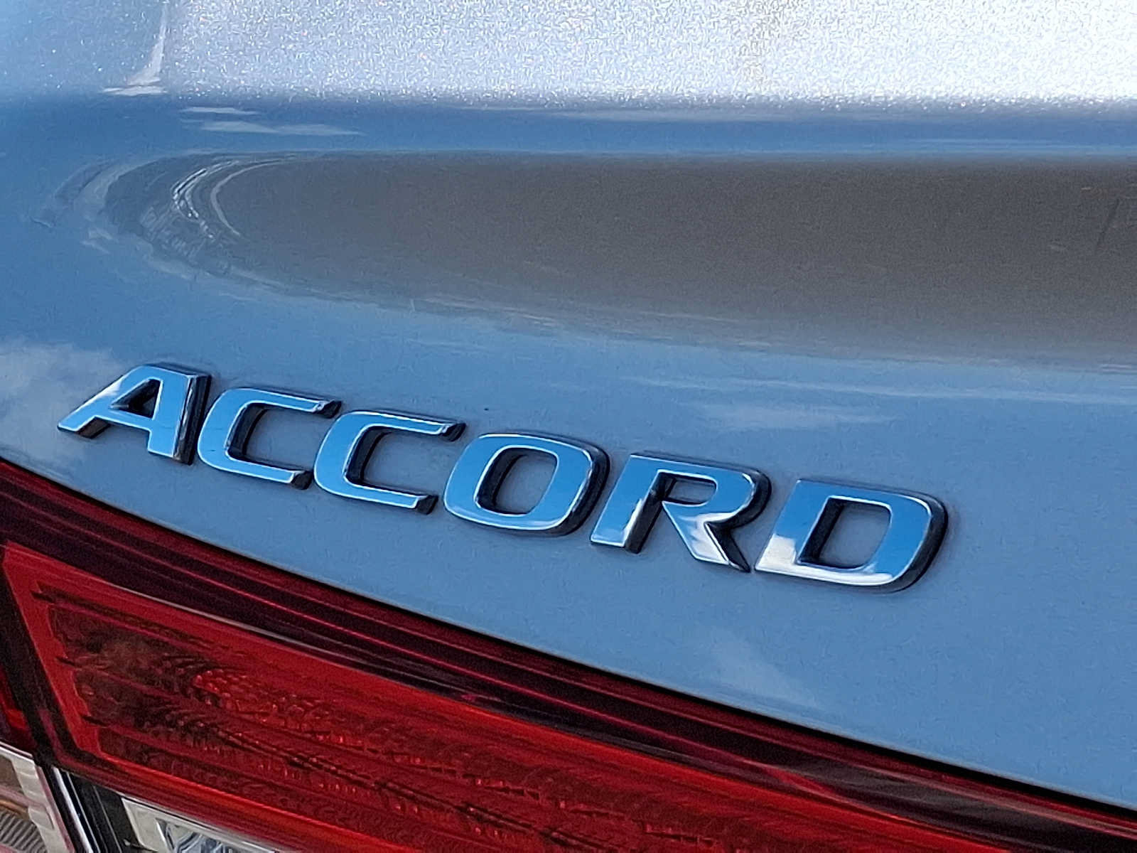 Used 2018 Honda Accord EX image 30