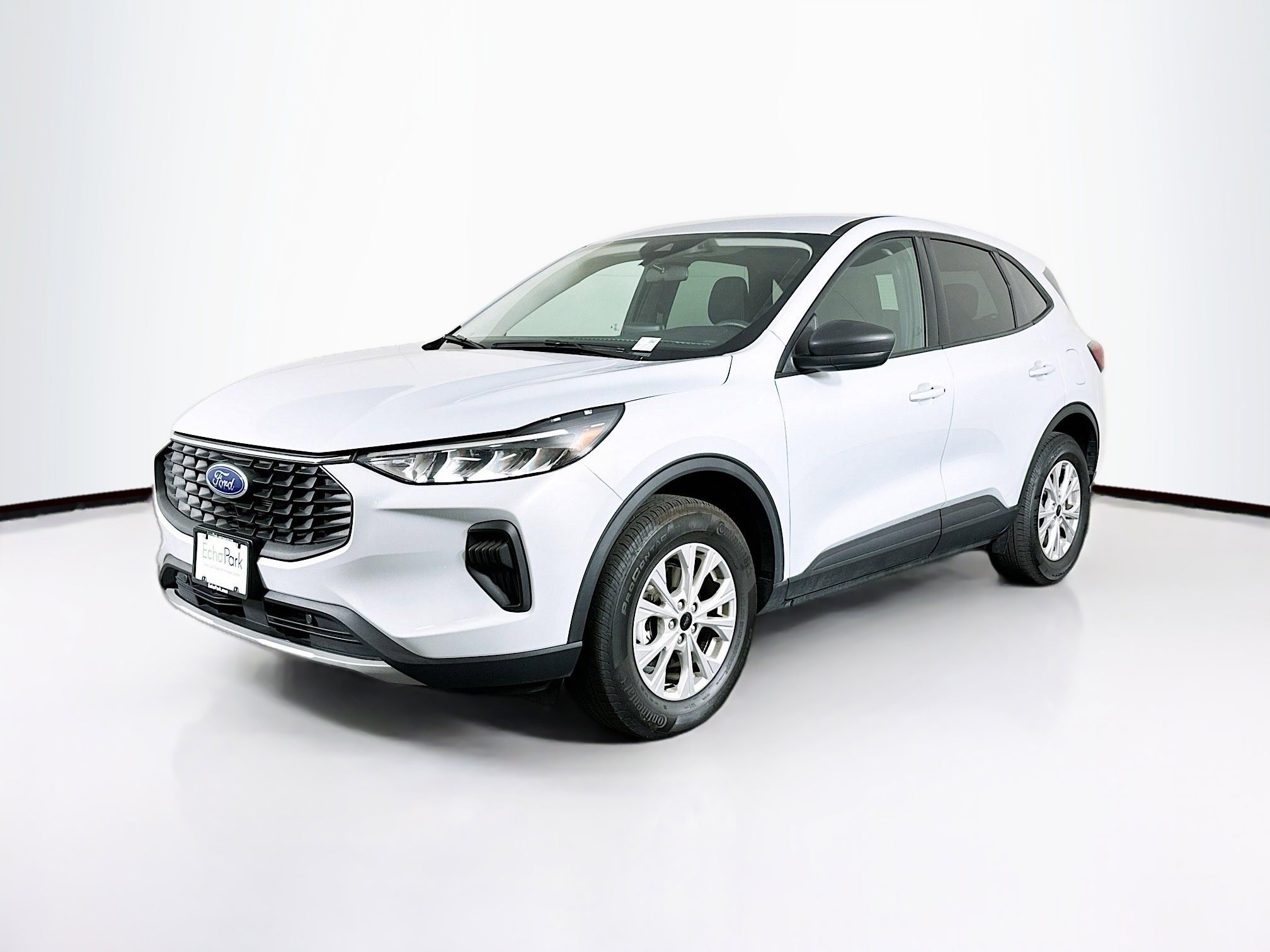 Used 2025 Ford Escape Active AWD/4WD image 3