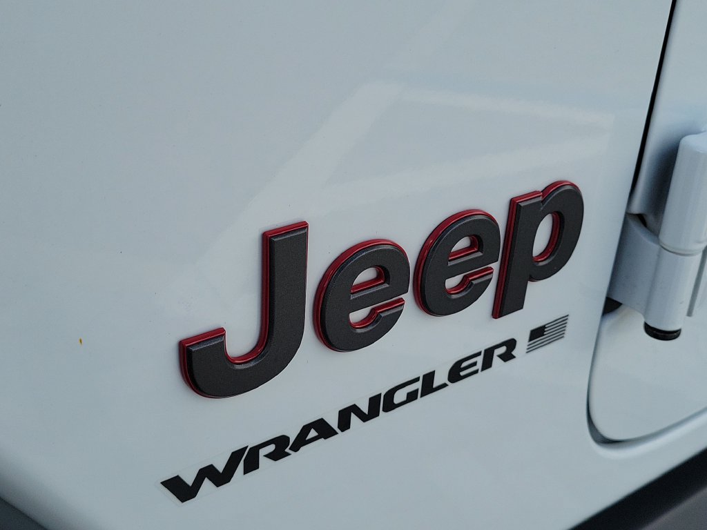 Used 2024 Jeep Wrangler Unlimited Rubicon w/ Safety Group AWD/4WD image 9