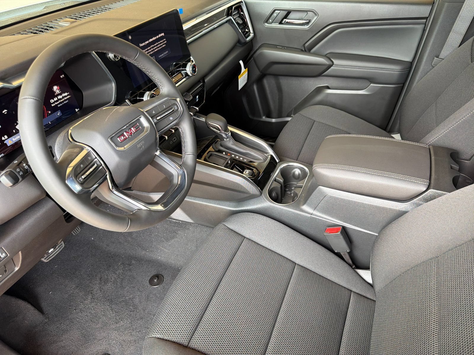 New 2026 GMC Canyon Elevation w/ Technology Package RWD image 10