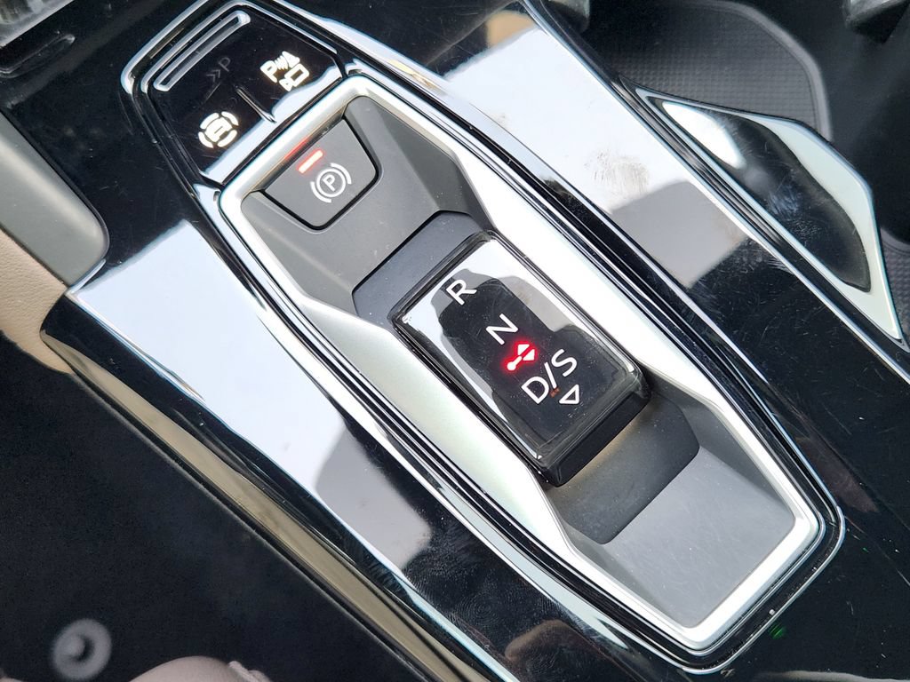 Certified 2025 Audi Q5 Premium Plus w/ Premium Plus AWD/4WD image 24
