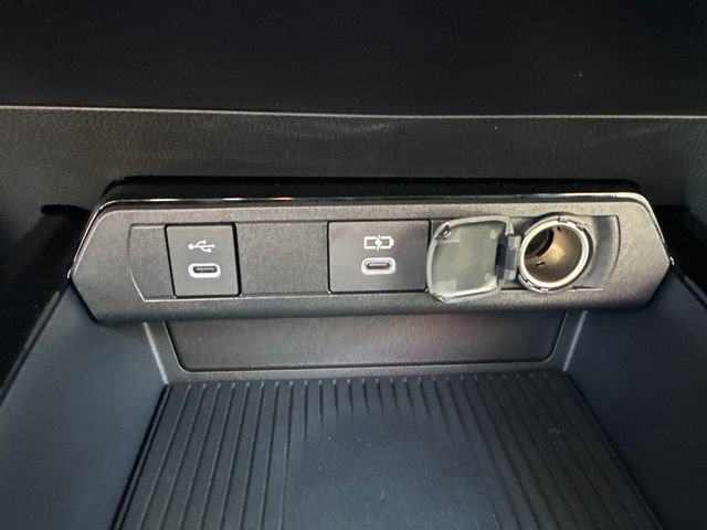 New 2026 Toyota Prius Plug-In Hybrid image 31