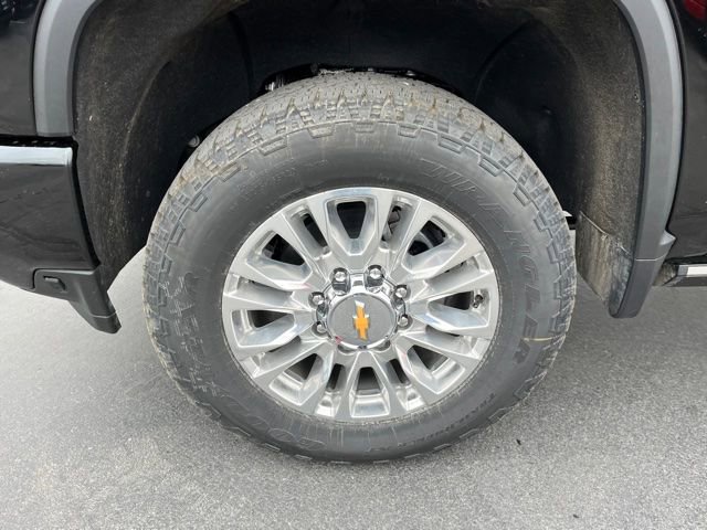 New 2023 Chevrolet Silverado 3500 High Country w/ Z71 Off-Road Package image 8