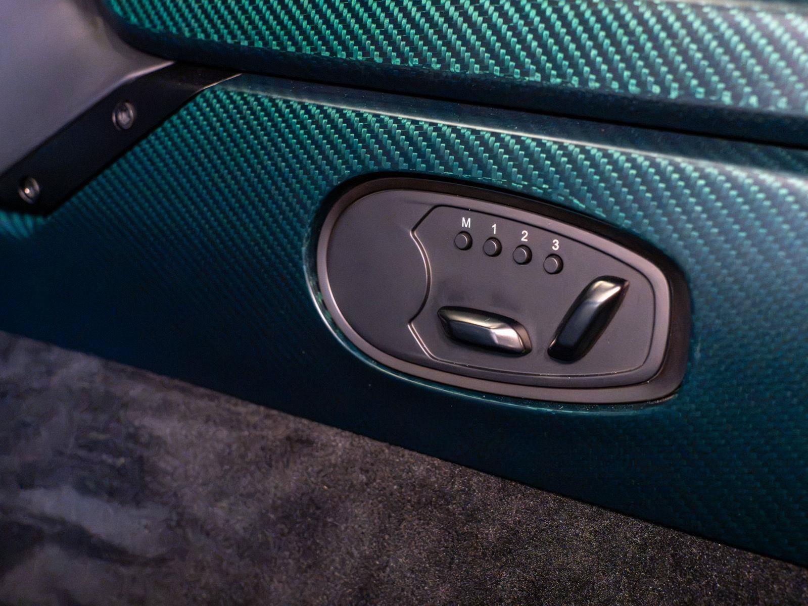 Used 2024 Aston Martin Valour RWD image 19