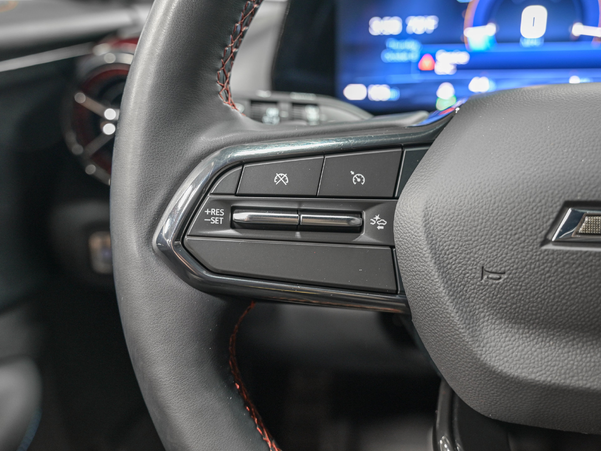 Used 2024 Chevrolet Blazer EV RS RWD image 19