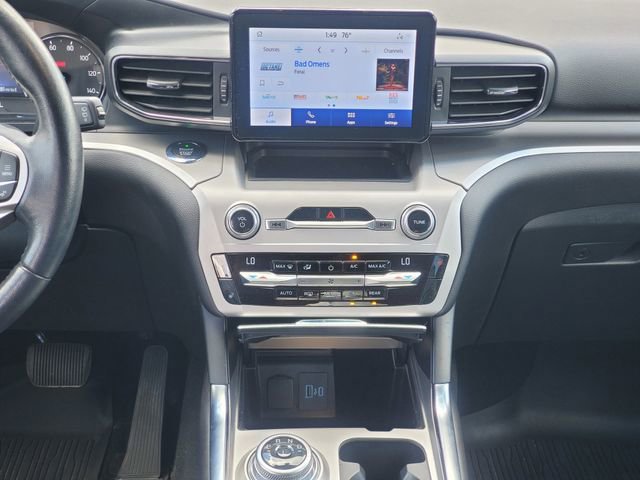 Used 2021 Ford Explorer XLT w/ Equipment Group 202A image 32