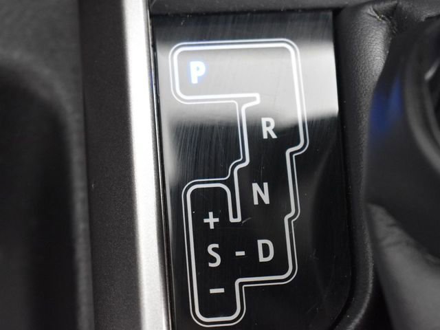 Used 2022 Toyota Tacoma SR5 w/ Technology Package image 20