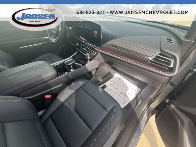 Used 2026 Chevrolet Traverse Z71 w/ LPO, Floor Liner Package AWD/4WD image 28