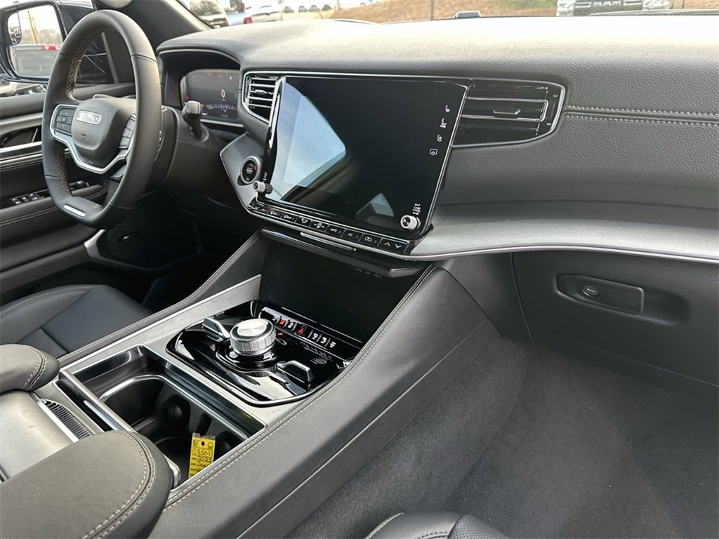 New 2025 Jeep Wagoneer Series II w/ Convenience Group I image 15