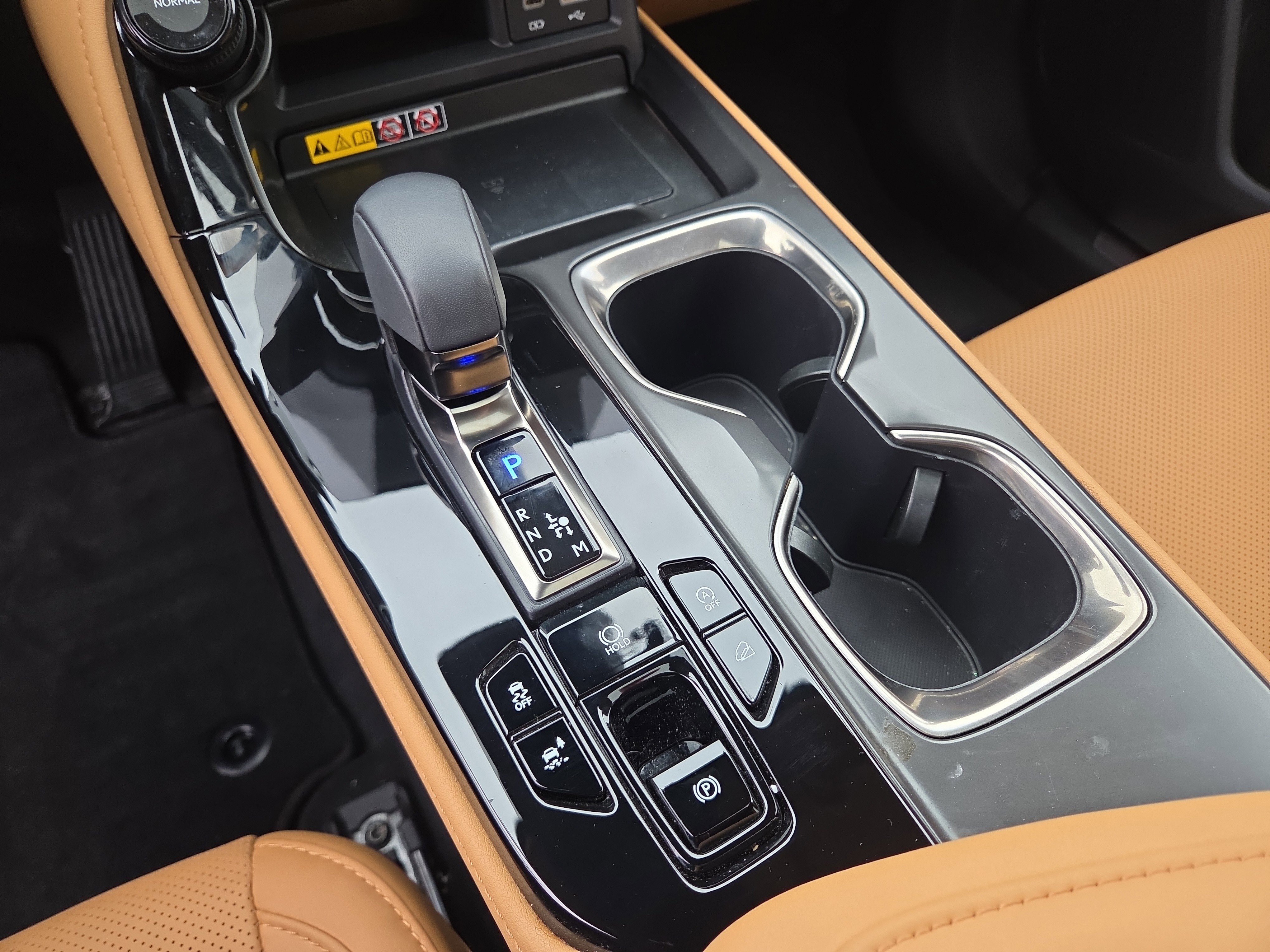 Certified 2025 Lexus NX 350 AWD w/ Accessory Package (2T) image 28