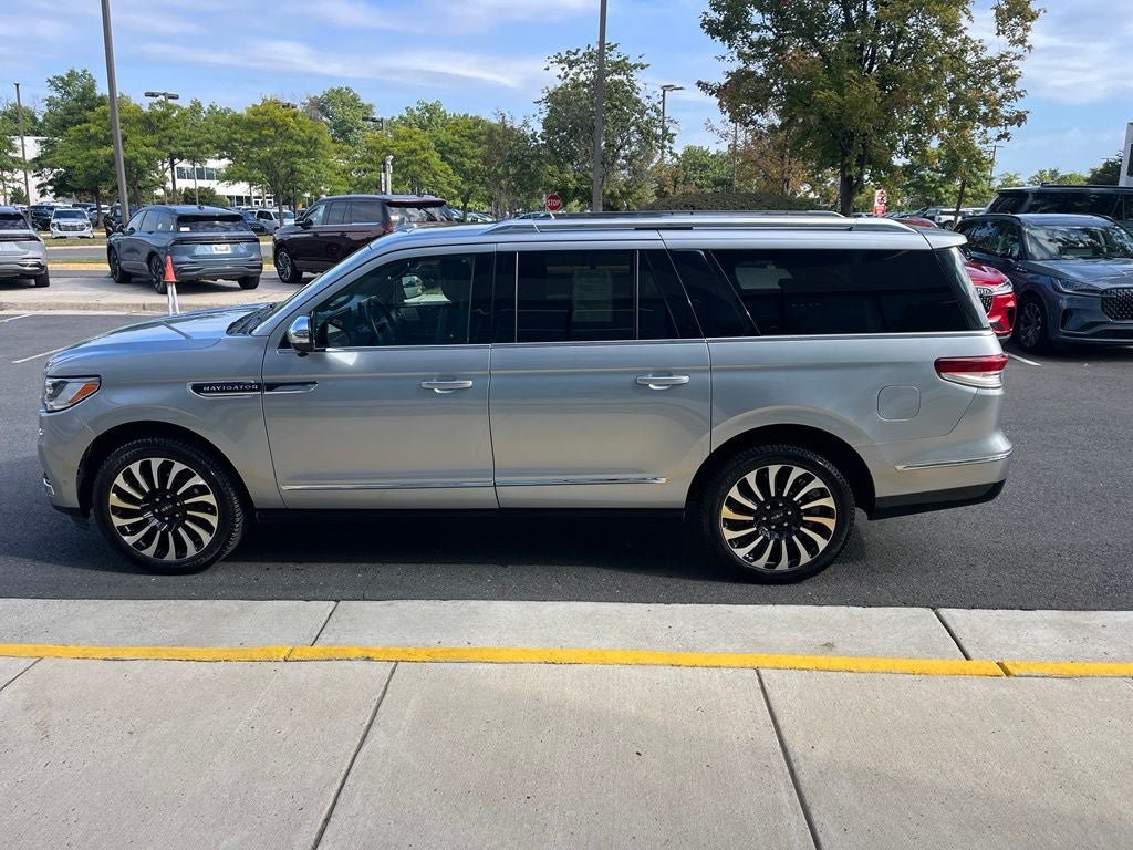 Certified 2023 Lincoln Navigator L Black Label AWD/4WD image 6