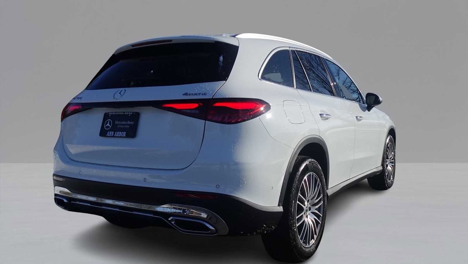 Used 2026 Mercedes-Benz GLC 300 4MATIC image 5