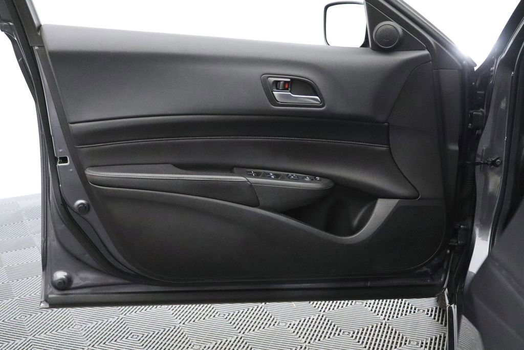 Used 2019 Acura ILX image 11