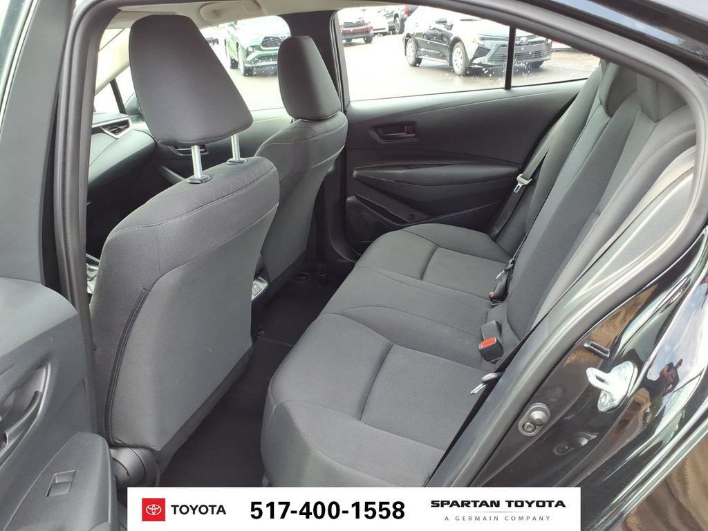 Used 2024 Toyota Corolla LE FWD image 12