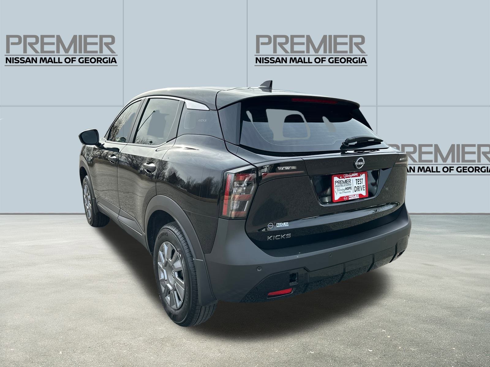 New 2026 Nissan Kicks S image 7