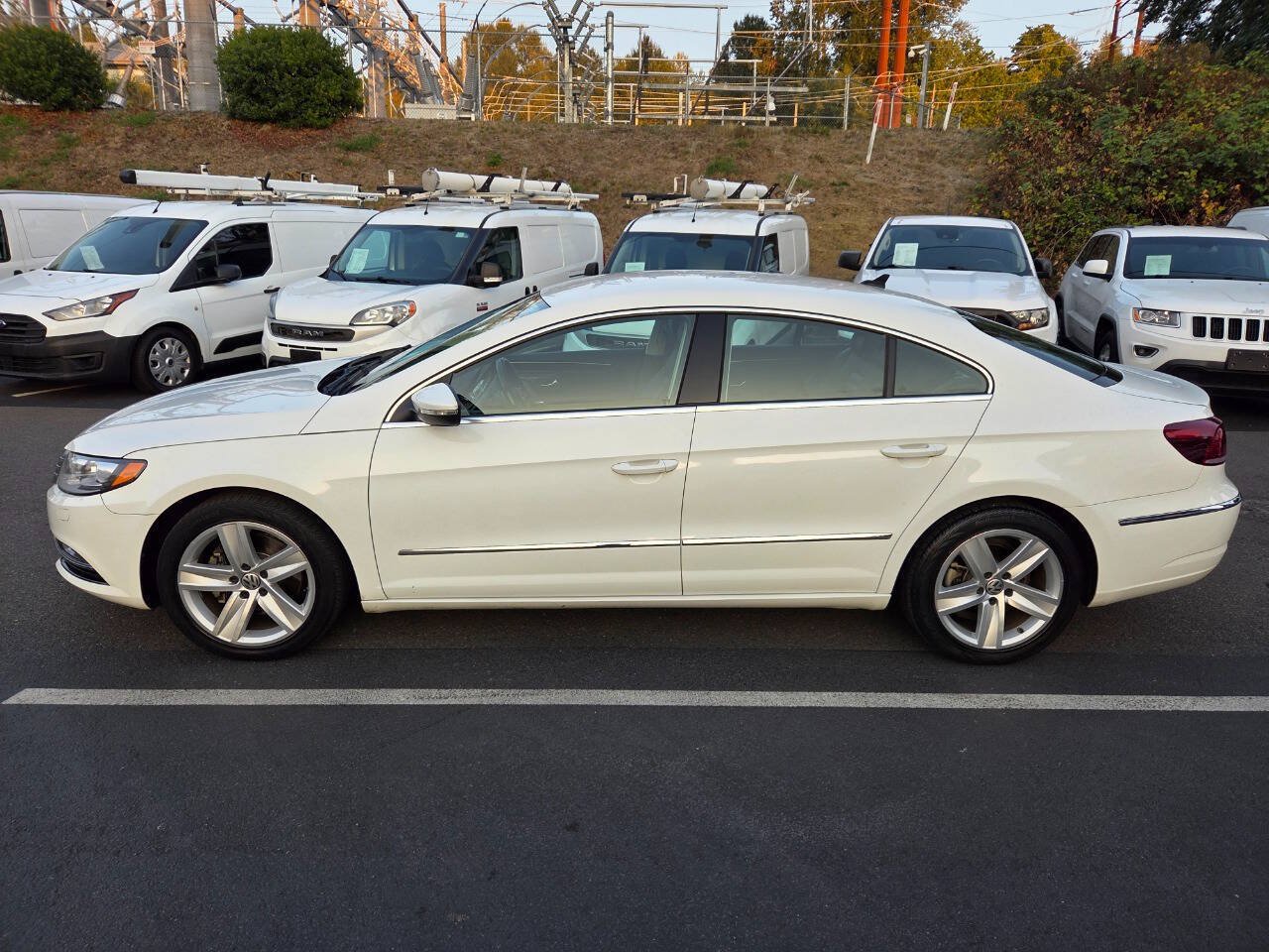 Used 2017 Volkswagen CC Sport FWD image 4