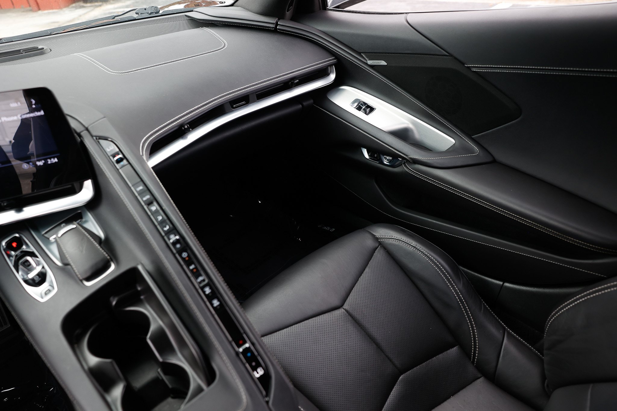 Used 2023 Chevrolet Corvette Stingray Coupe w/ 1LT RWD image 19
