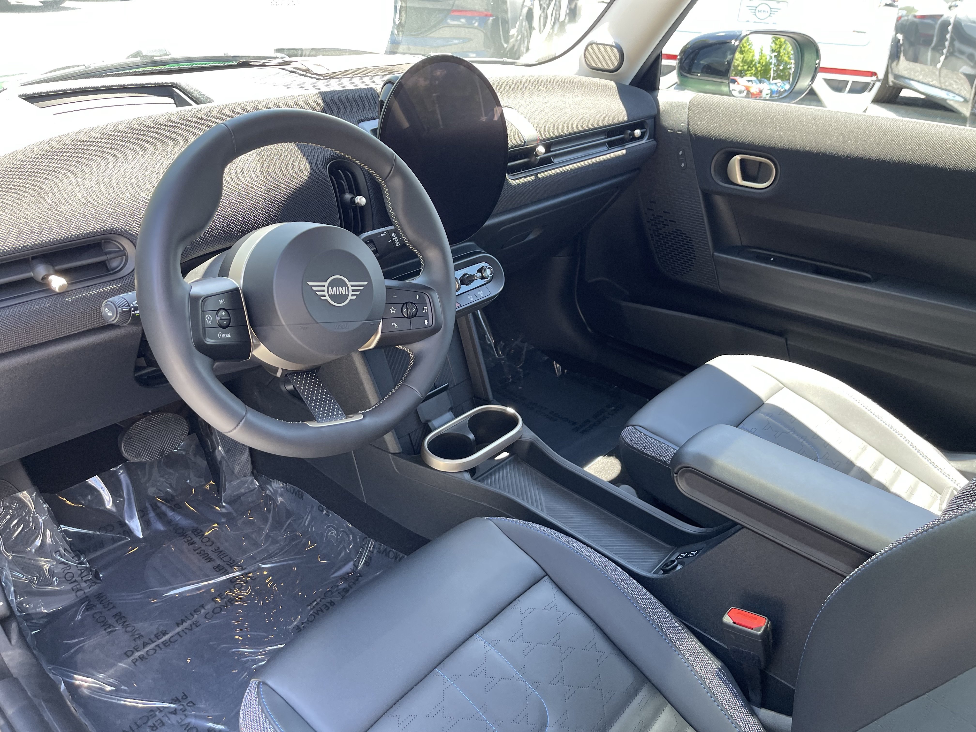 Used 2025 MINI Cooper S FWD image 11