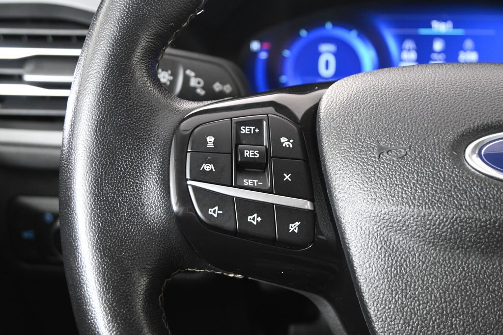 Used 2022 Ford Escape Titanium w/ Titanium Elite Package AWD/4WD image 35