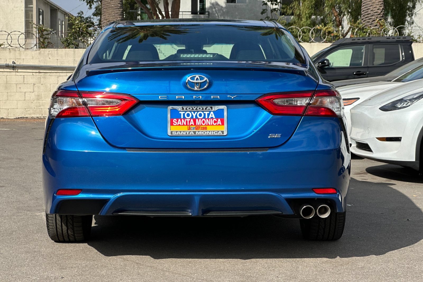 Used 2018 Toyota Camry SE FWD image 5