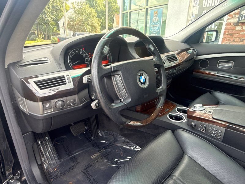 Used 2004 BMW 760Li RWD image 10