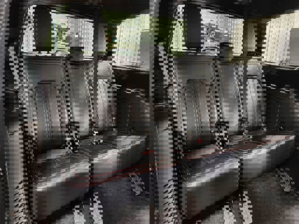 Used 2021 Ford Expedition Limited image 40