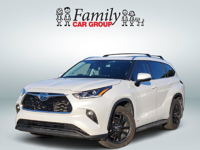 Used 2024 Toyota Highlander Limited AWD/4WD image 1