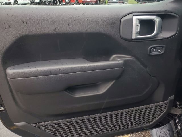 Used 2025 Jeep Wrangler Sport AWD/4WD image 10