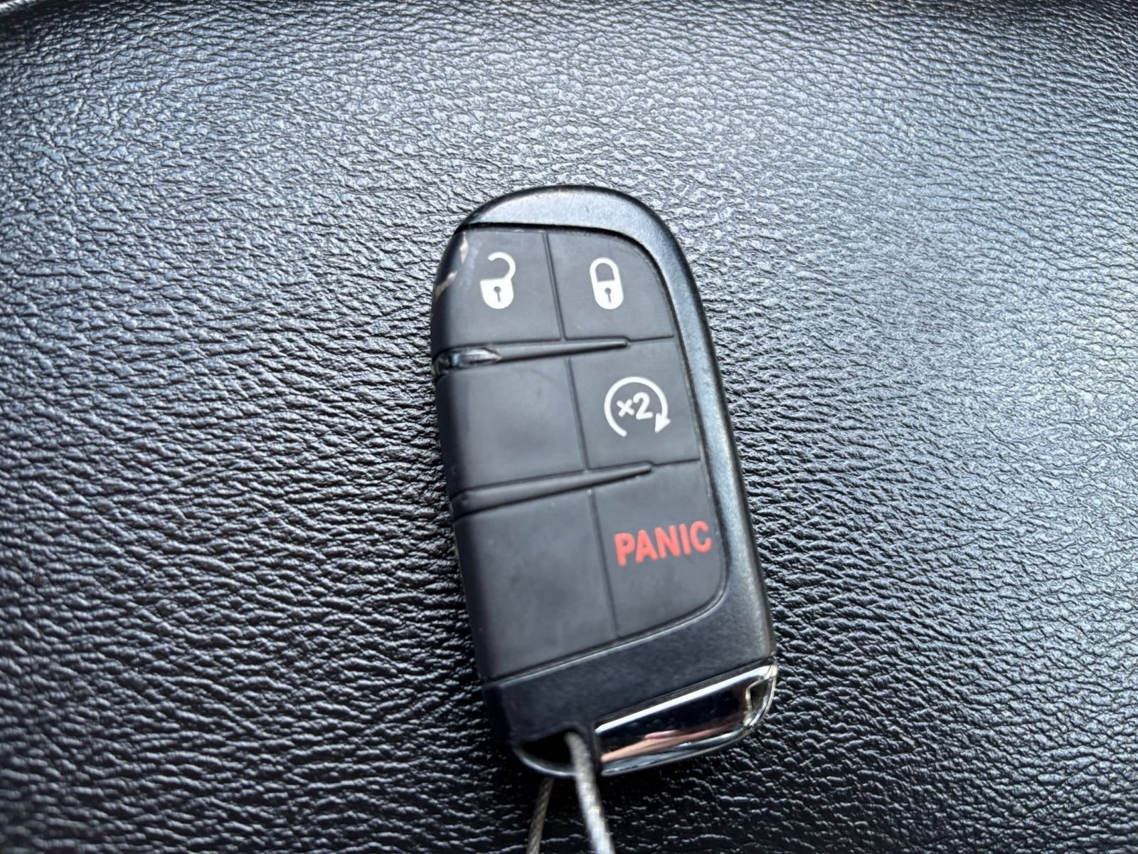 Used 2025 Jeep Compass Limited AWD/4WD image 16