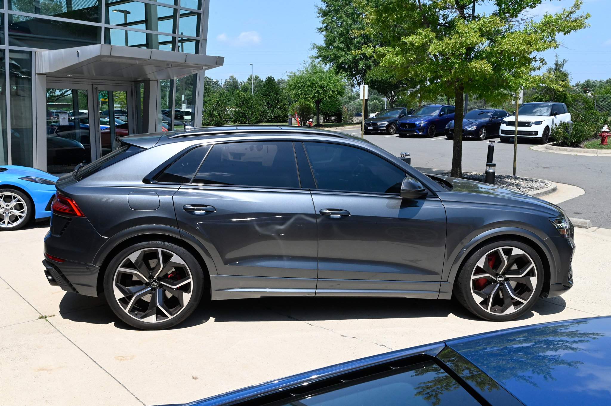 Used 2024 Audi RS Q8 AWD/4WD image 4