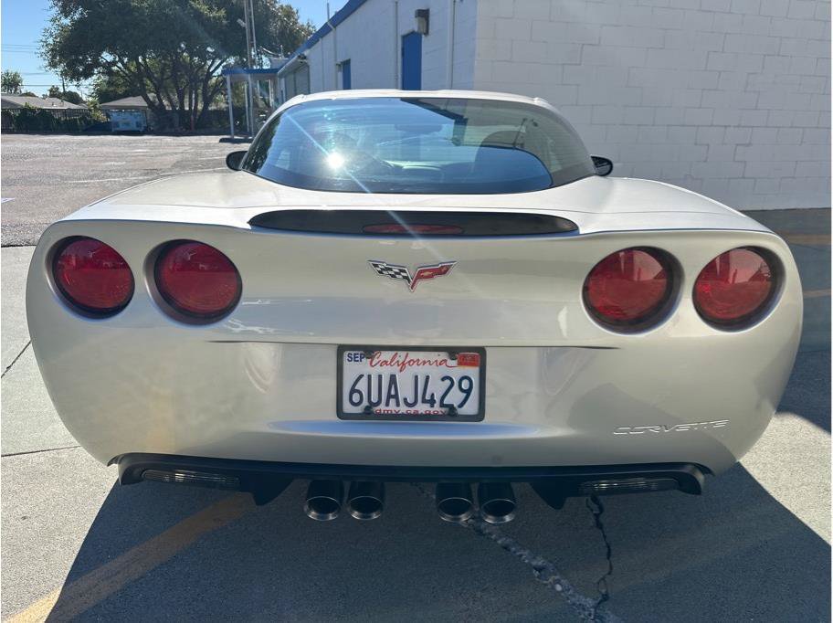 Used 2007 Chevrolet Corvette Z06 w/ Preferred Equipment Group RWD image 9