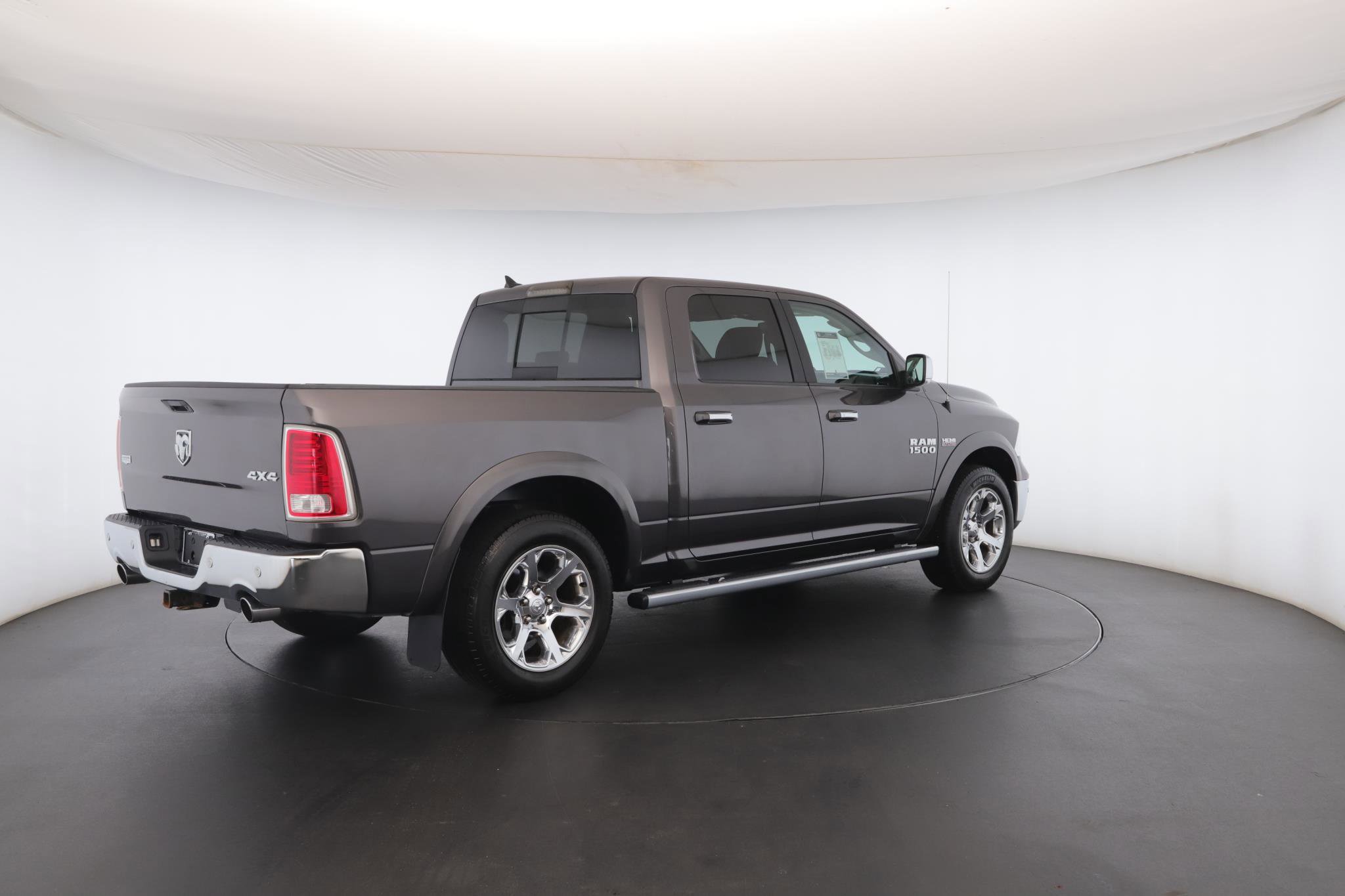 Used 2017 RAM 1500 Laramie w/ Convenience Group image 30