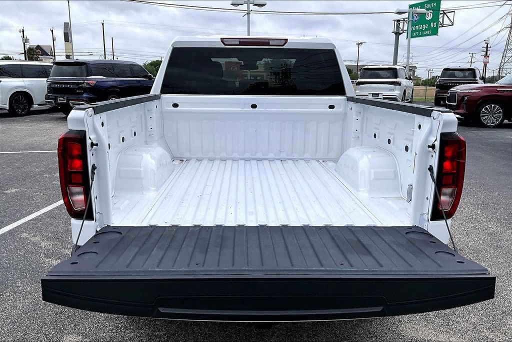Used 2025 GMC Sierra 1500 Elevation w/ X31 Off-Road Package AWD/4WD image 47