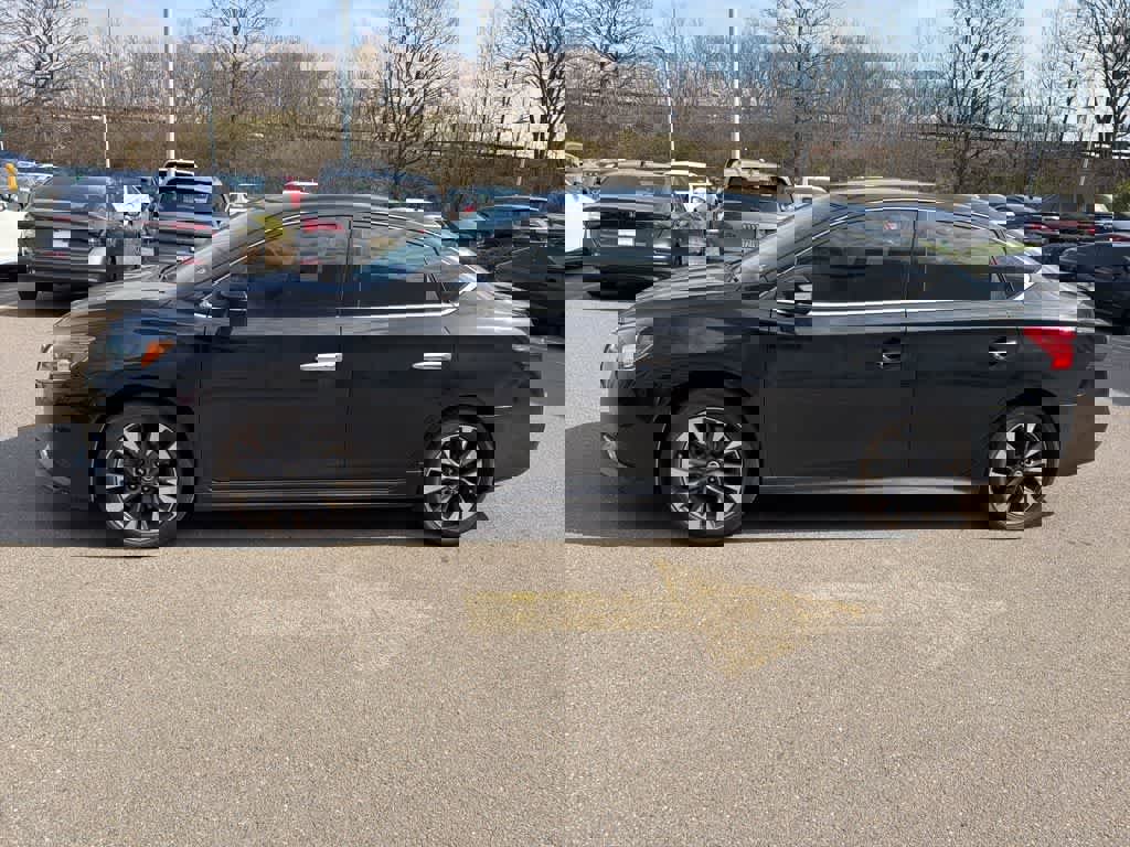 Used 2018 Nissan Sentra SR image 5