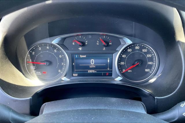 Used 2024 GMC Terrain SLE w/ Driver Convenience Package FWD image 10