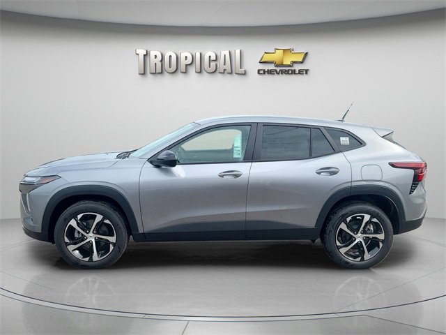 New 2026 Chevrolet Trax RS image 2