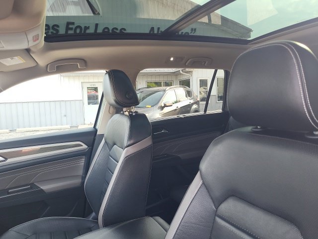 Used 2022 Volkswagen Atlas SEL AWD/4WD image 18