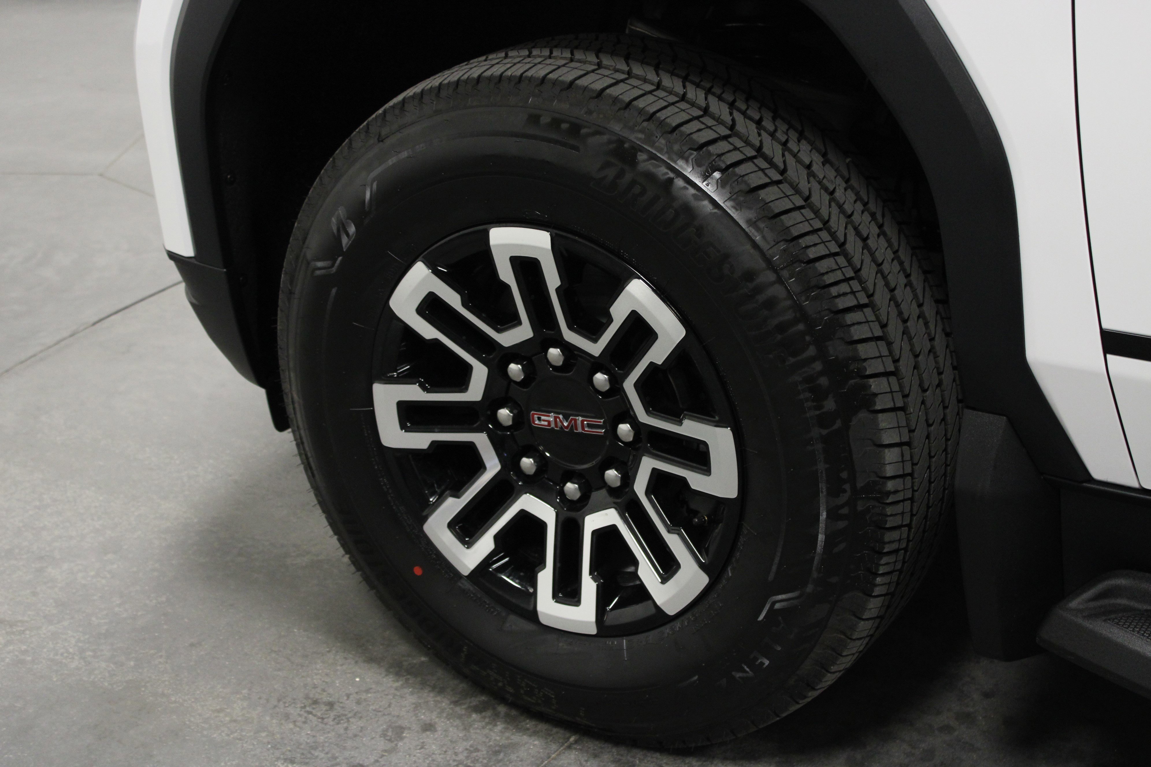 New 2026 GMC Sierra EV Elevation w/ Premium Package image 10