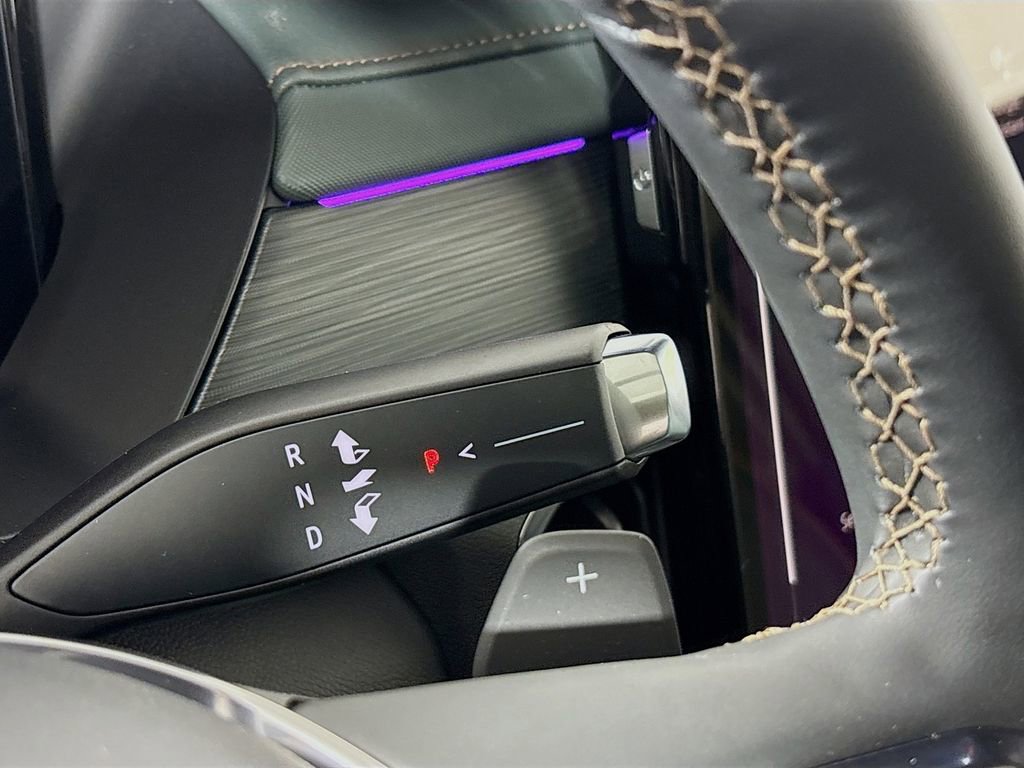 New 2026 GMC Acadia AT4 w/ Luxury Package image 17