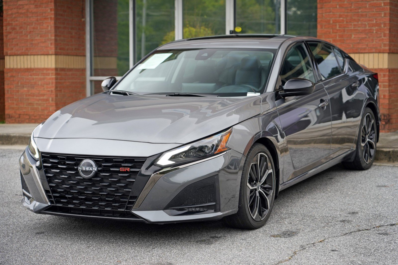 Used 2023 Nissan Altima 2.5 SR w/ SR Premium Package FWD image 44