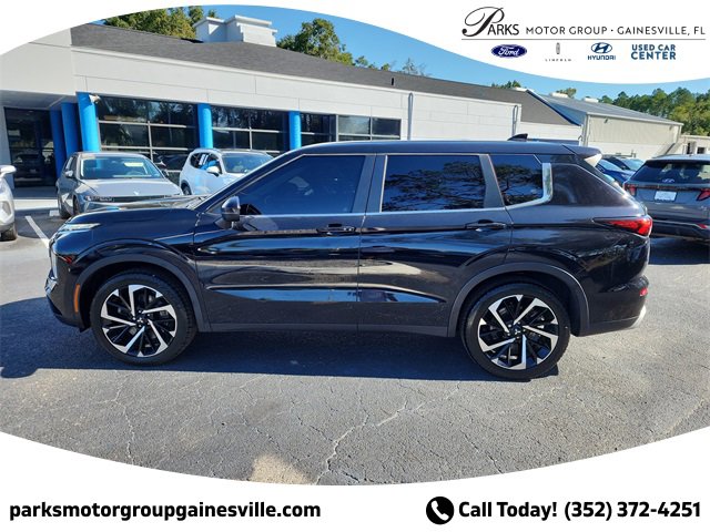 Used 2022 Mitsubishi Outlander SE image 4