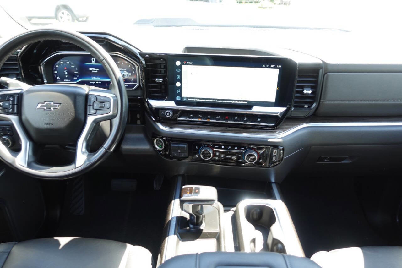 Used 2022 Chevrolet Silverado 1500 LT Trail Boss w/ LT Trail Boss Premium Package AWD/4WD image 49