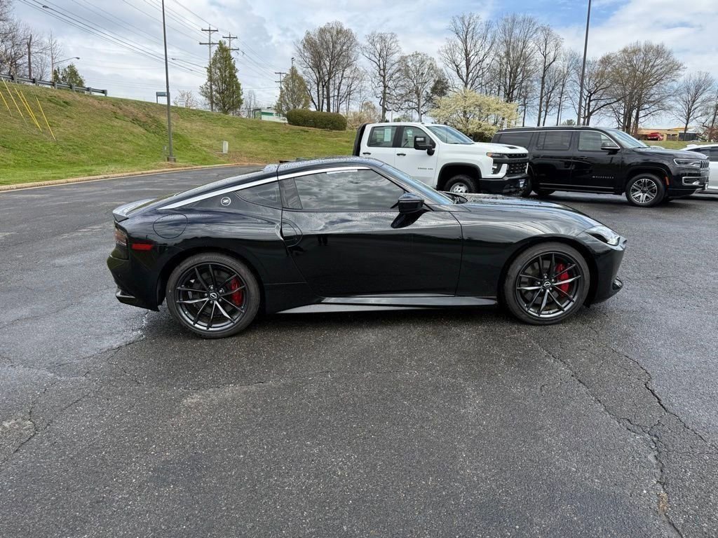 Used 2024 Nissan Z Performance w/ Floor Mat Package image 8