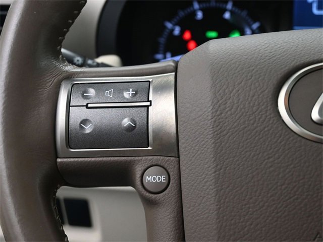 Used 2017 Lexus GX 460 image 2