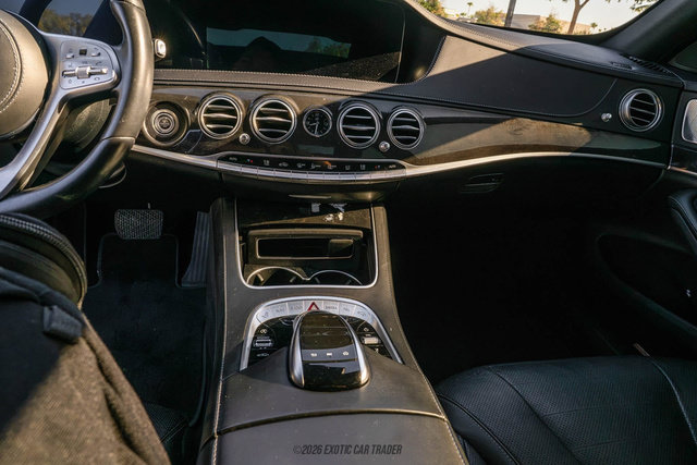 Used 2020 Mercedes-Benz S 560 Sedan image 20