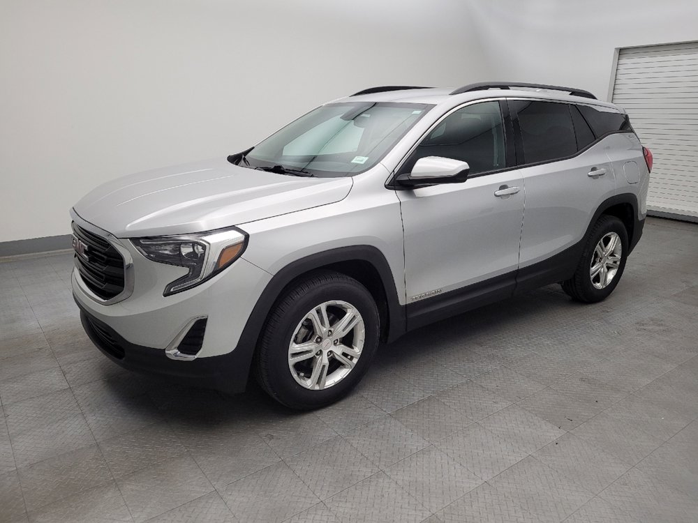 Used 2019 GMC Terrain SLE w/ Driver Convenience Package image 2