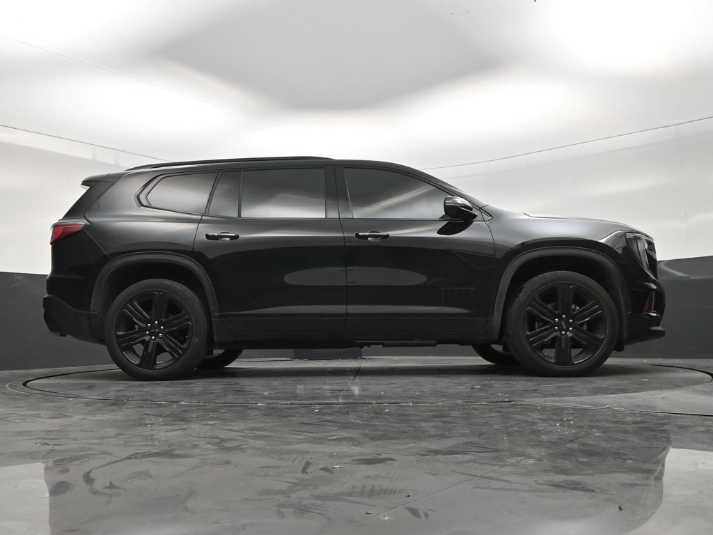 Used 2025 GMC Acadia Elevation w/ Elevation Premium Package FWD image 24