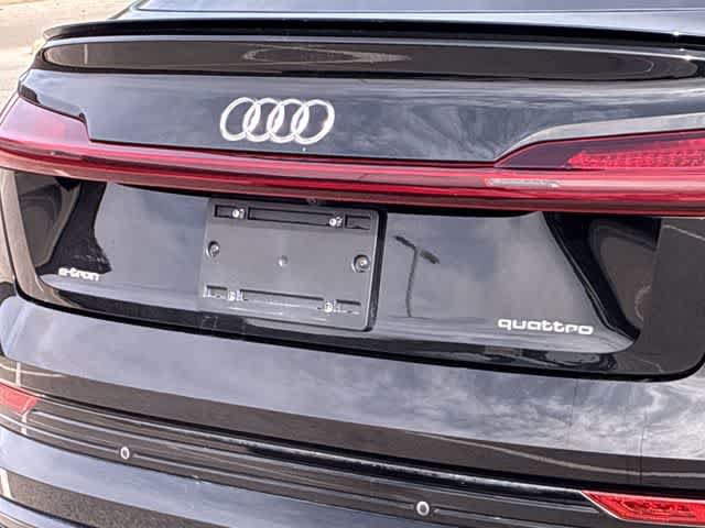 Used 2022 Audi e-tron Premium AWD/4WD image 13